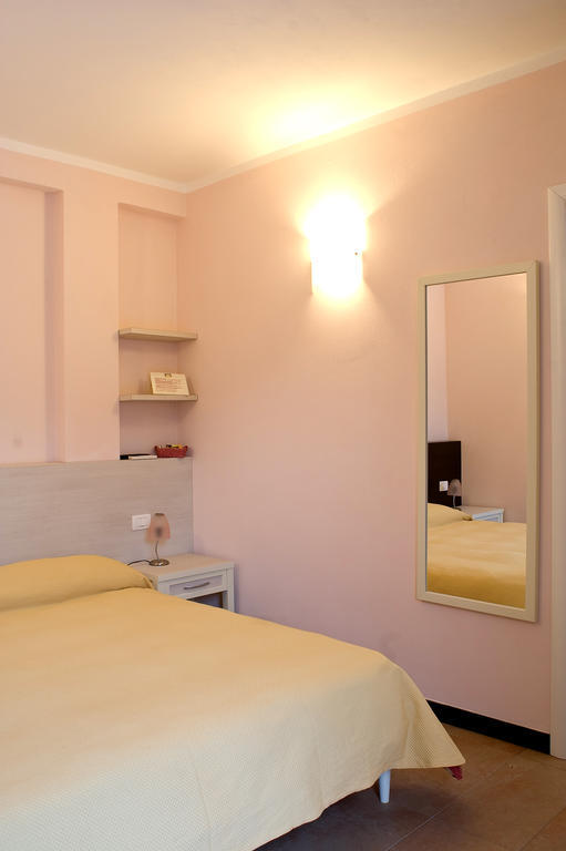 Hotel A Durmi Levanto Zimmer foto